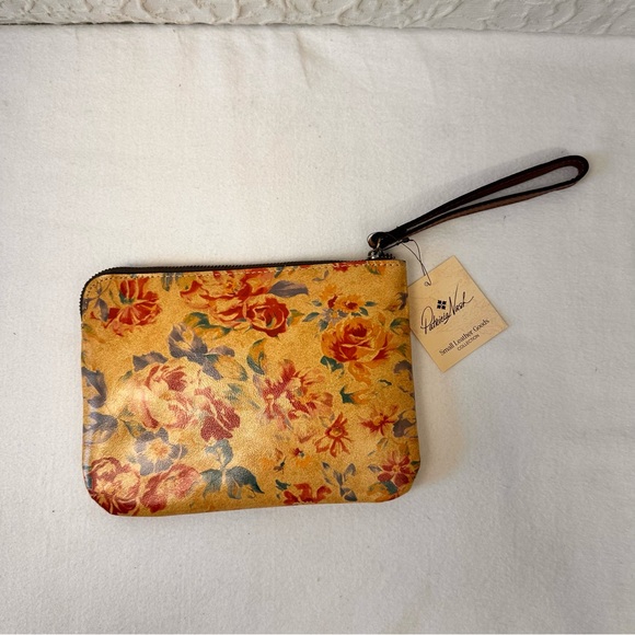 Patricia Nash Purse Cassini Leather Wristlet Wallet  Floral Print Leather Bag